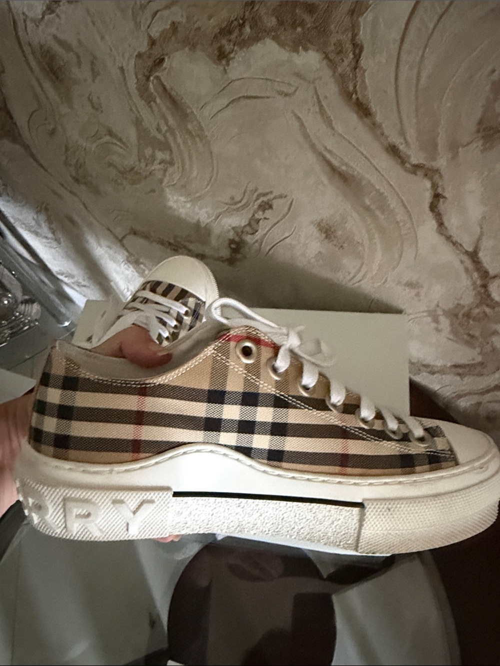Authentic Burberry Women's Jack Vintage Check Low Top Sneakers - Picture 4 of 8